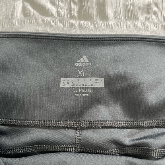 Adidas Climalite Grey Workout Leggings in Size XL - Picture 4 of 4